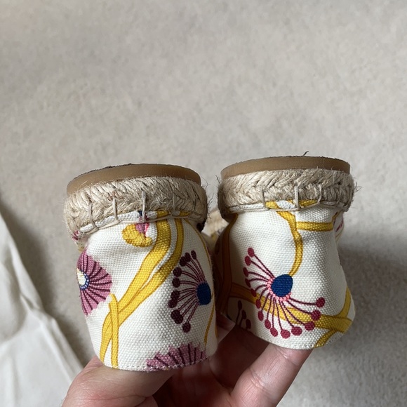 Charlotte Olympia cream Esme Print Espadrilles - Picture 3 of 10